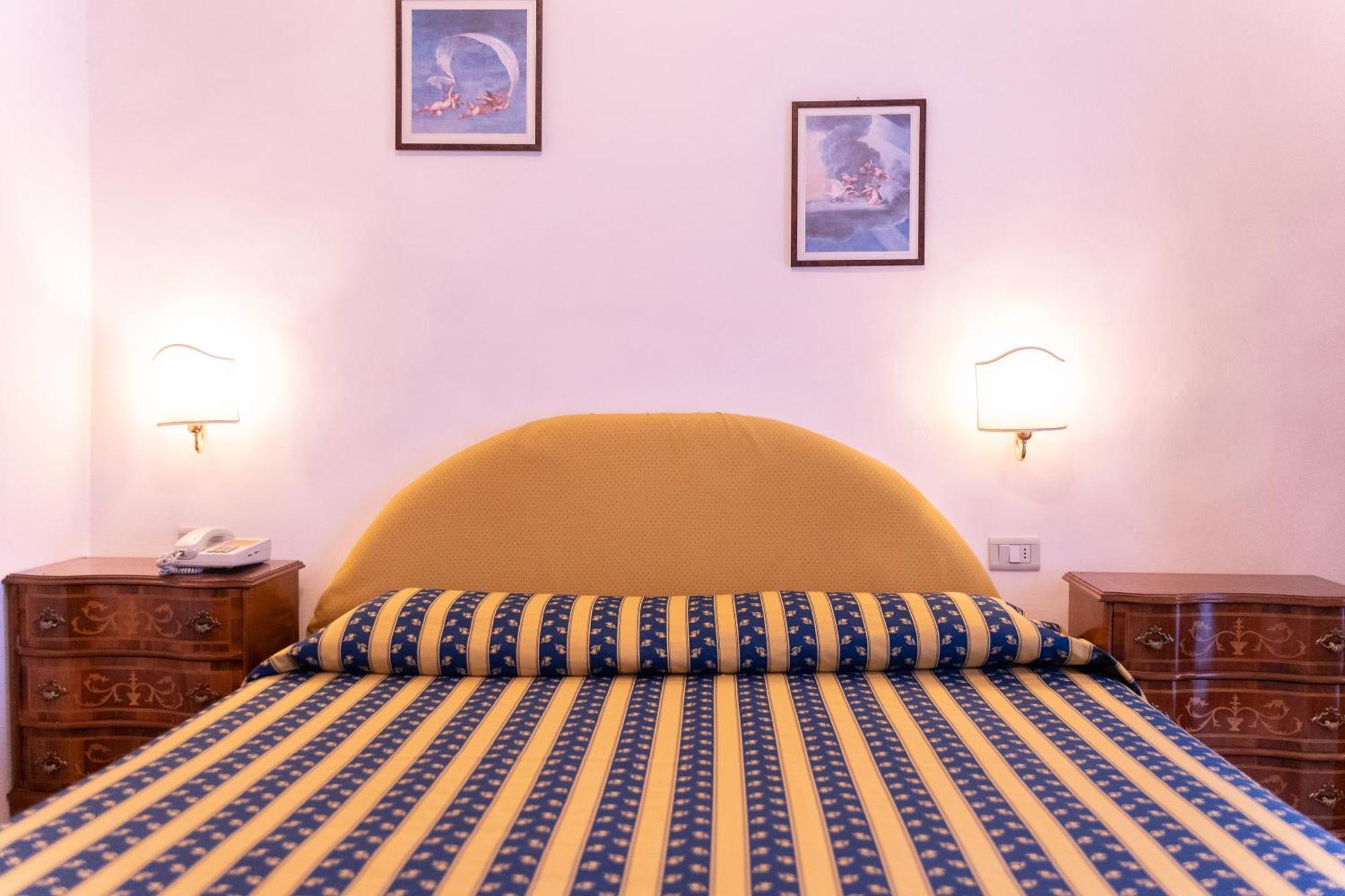 Hotel Belvedere アッシジ エクステリア 写真