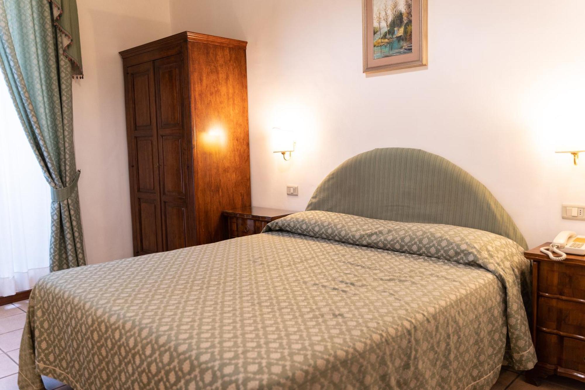 Hotel Belvedere アッシジ エクステリア 写真